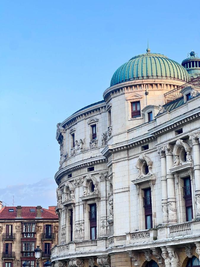 Hotel Lidar Bilbao Bagian luar foto